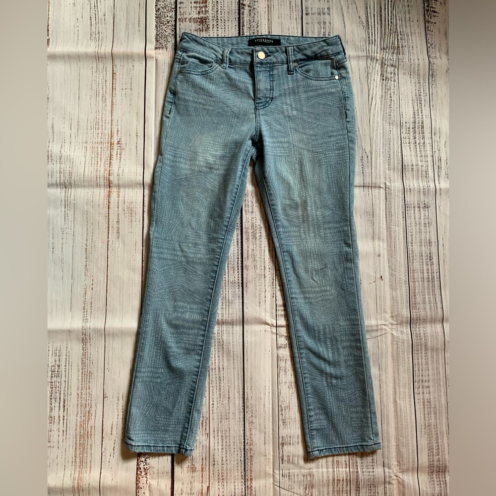 Liverpool jeans. Unique design on jeans. Size 2.